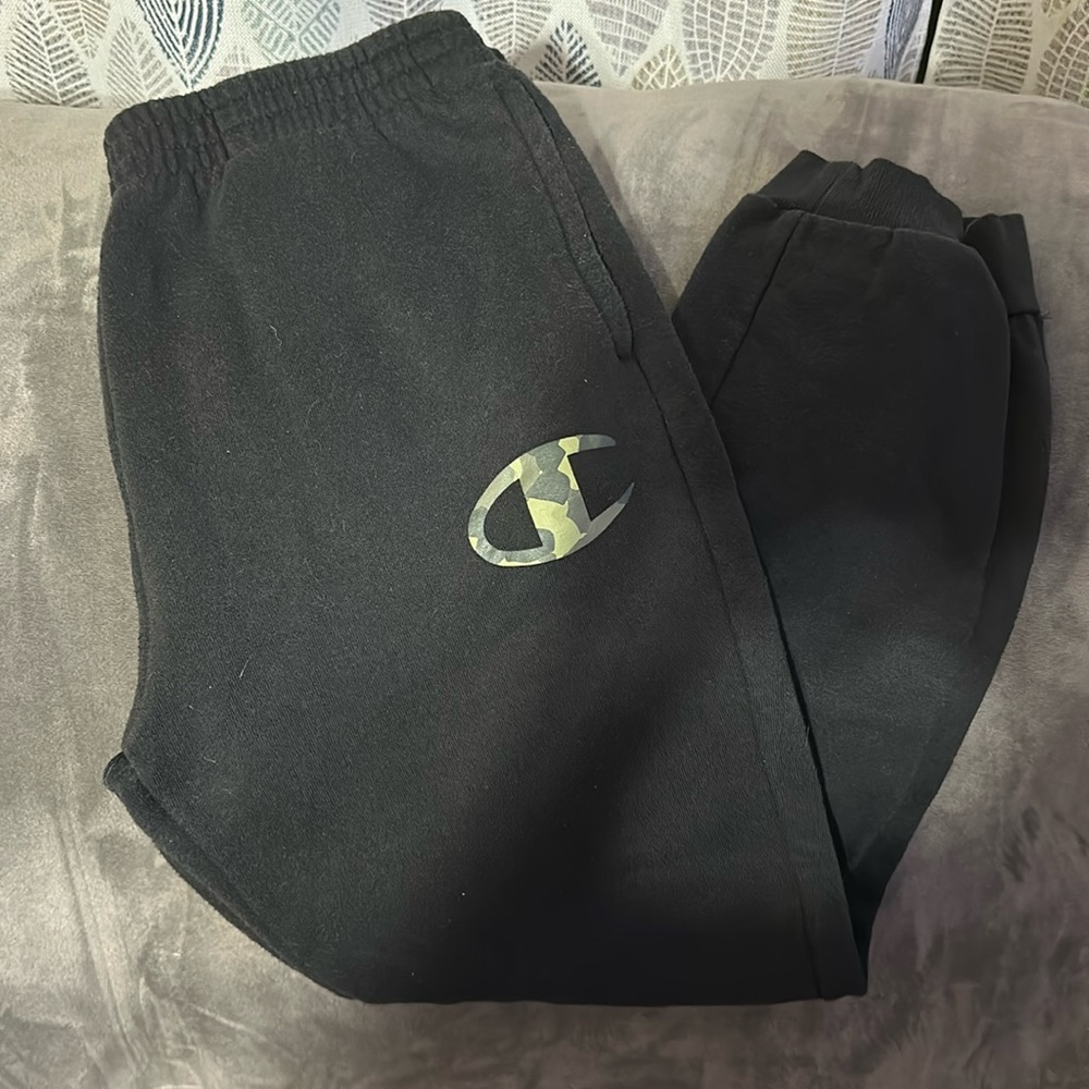 Boys Champion sweatpants/joggers size XL